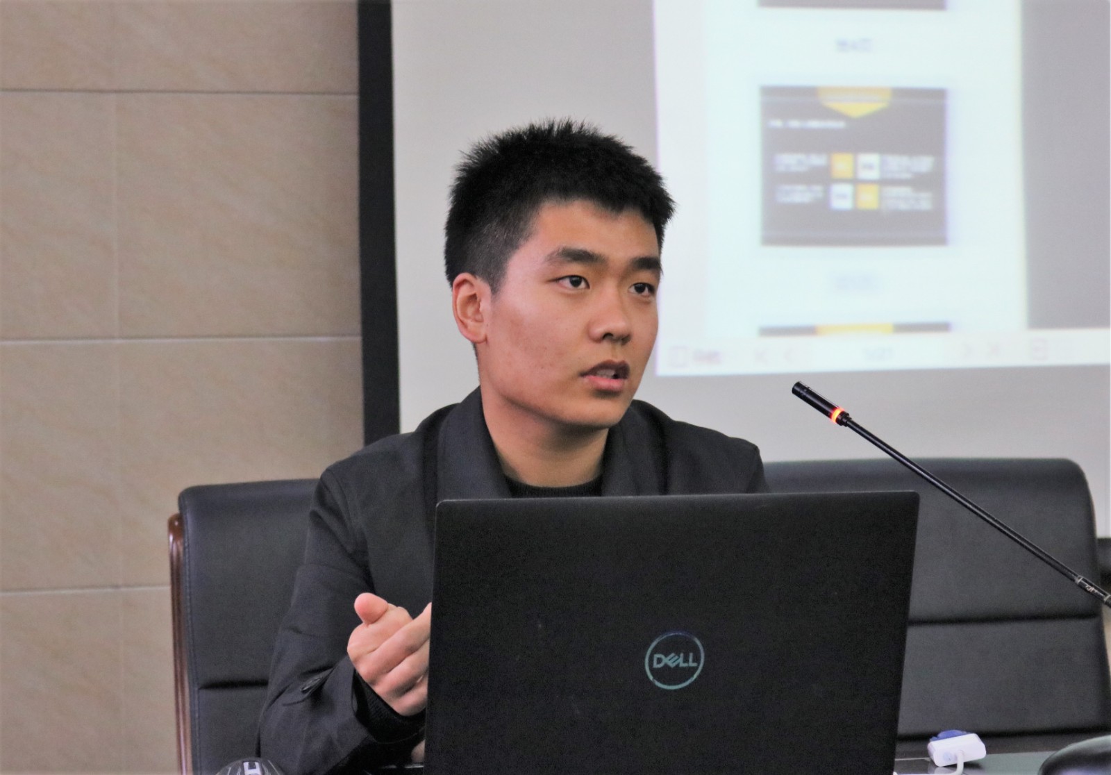 1619657917742586.jpg 1619657917742586.jpg