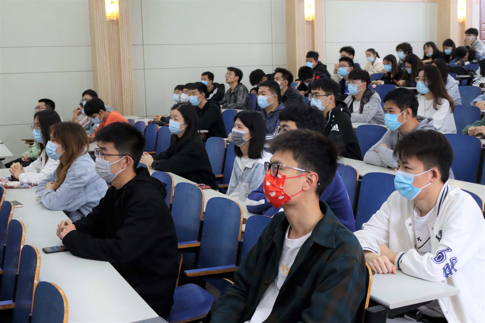 1652173246700764.jpg 1652173246700764.jpg