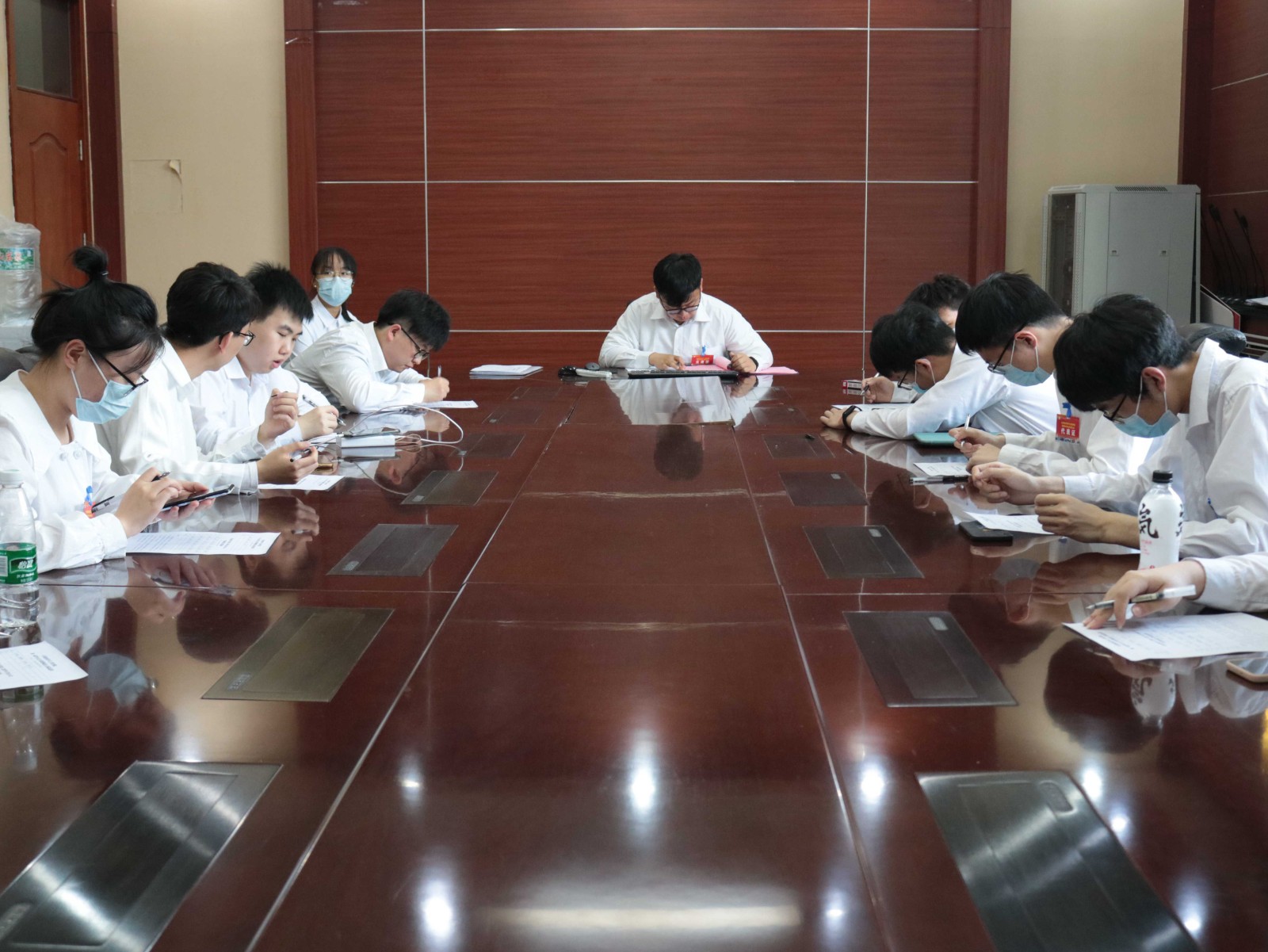 1652844386818669.jpg 1652844386818669.jpg